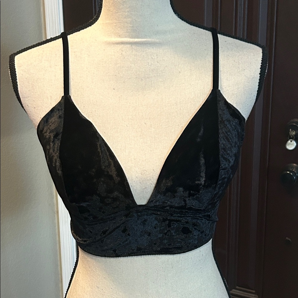 Black Velvet Padded Deep Vneck Bra